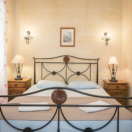 Valley View - Holiday Farmhouse With Private Pool Nadur Esterno foto