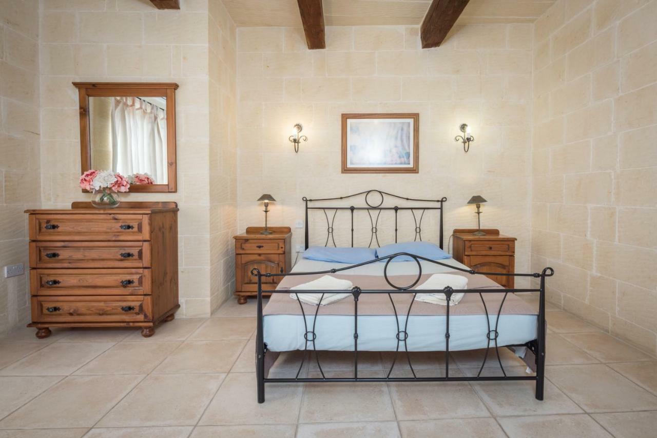 Valley View - Holiday Farmhouse With Private Pool Nadur Esterno foto